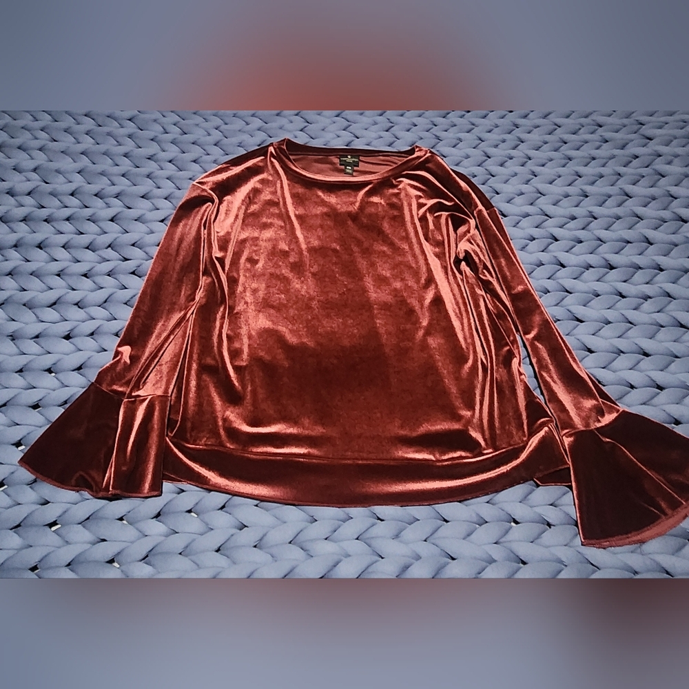 Worthington Petite Velvet Bell Sleeve Top - Rust Petite Medium